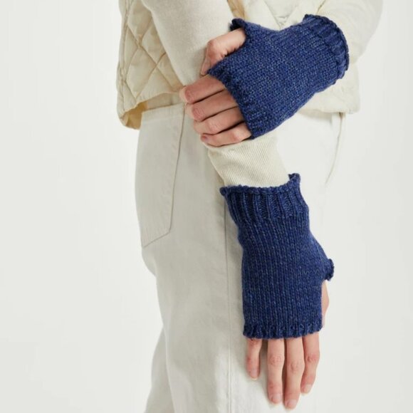 New Fingerless Mittens Gloves Merino Wool Blue (Made in Ireland)